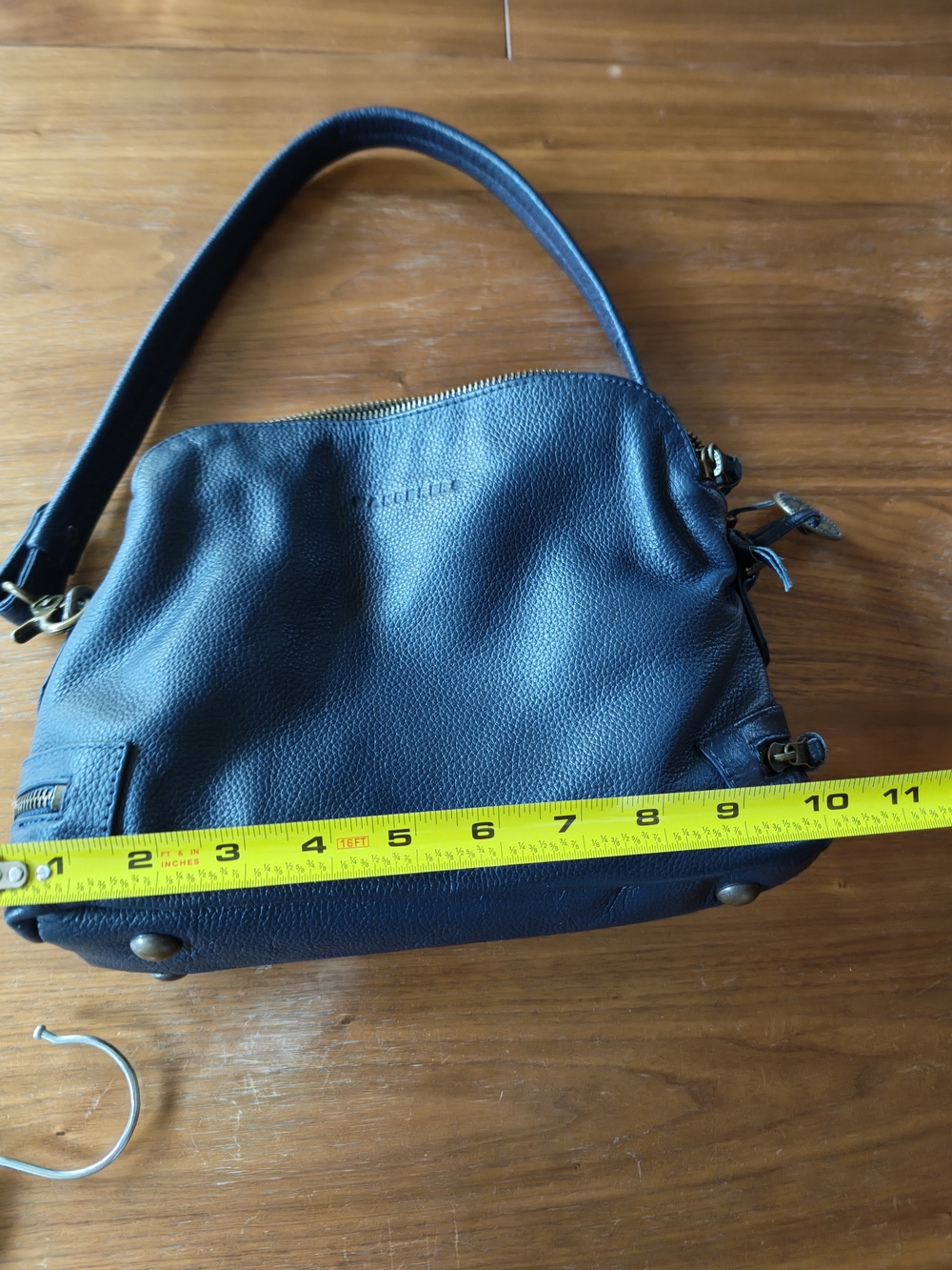 The Wonderers Travel Co Leather Shoulder Bag in Dark Blue - Picture 8 of 9